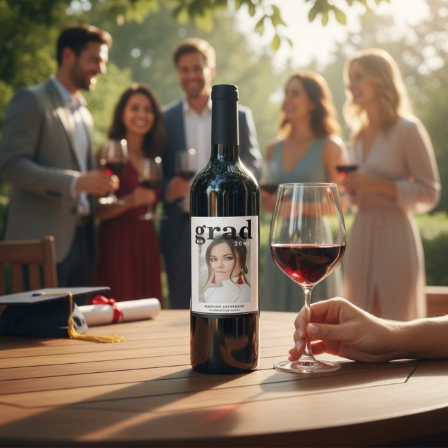 Foto Graduation Party Elegante Moderne Skripte Weinetikett (Von Creator hochgeladen)