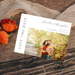 Foto H MOD Save the Date einfach Einladung<br><div class="desc">Senden Sie einzigartige, schicke & moderne Speichern Sie die Daten mit Ihrem Foto H MOD Einfache Save the Date Einladungen. Chic, Modern, Einzigartig, Schwarz & Weiß beschreiben Ihr Foto Save the Date, das Sie kennzeichnet. Maßgeschneiderte Qualität ohne Sonderpreis, diese Einladung wird auf hochwertigen, beruflichen Druckern gedruckt. Und mit unseren Vorlagen...</div>