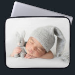 Foto Individuell gestaltete Bilder modern Laptopschutzhülle<br><div class="desc">Erstellen Sie Ihre eigene Lieblings-Foto-Laptop-Hülle. Das ist ein großartiges Geschenk für Muttertag,  Vatertag,  Großeltertag,  Weihnachten,  Geburtstag.</div>