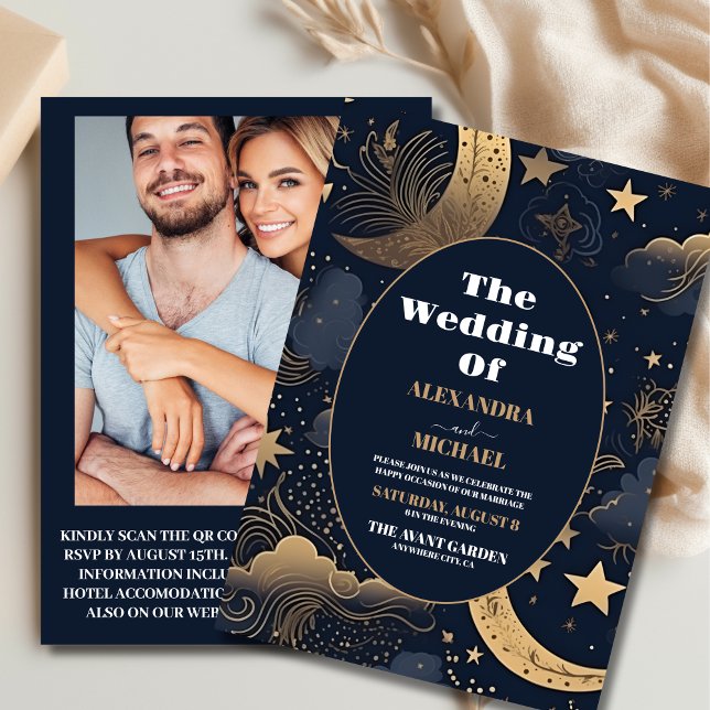 Foto Midnight Blue Gold Celestial Wedding Einladung (Von Creator hochgeladen)