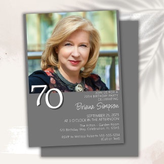 Foto Modernes Minimalistisch Grau 70. Geburtstag Einladung