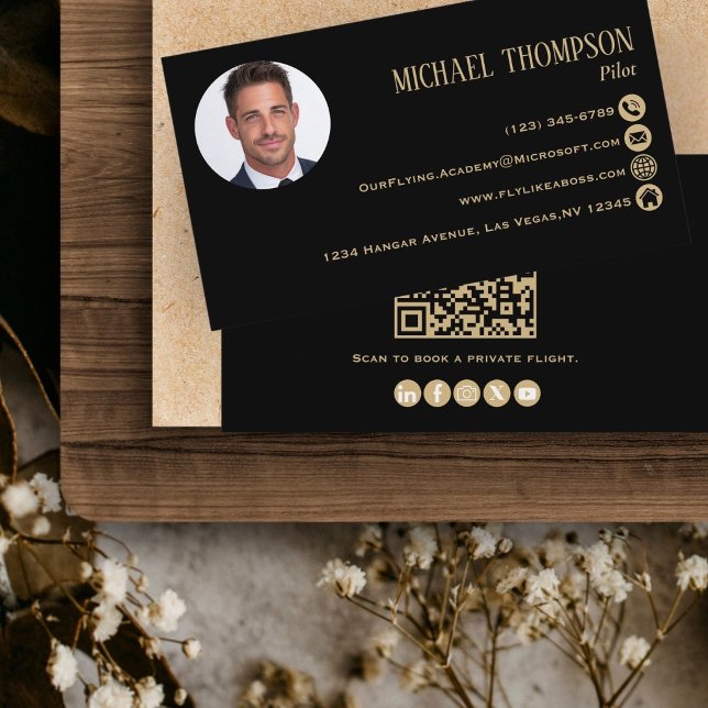 Foto Modernes Professionelles QR-Code Schwarz und  Visitenkarte (Von Creator hochgeladen)