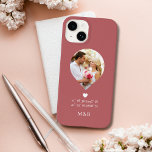 Foto Monogram Romantic Heart Coodinates Modern Case-Mate iPhone 14 Hülle<br><div class="desc">Foto Monogram Romantic Heart Coodinates Modern präsentiert Ihr Lieblings-Foto mit Ihren Monogrammen und benutzerdefinierten Koordinaten von Längen- und Breitengrad,  die für Sie in der modernen Schriftzeichen-Typografie besonders sind. Perfektes Geschenk für Geburtstag,  Weihnachten,  Hochzeit,  Braut,  zukünftige Braut,  Valentinstag und vieles mehr. Entworfen von ©Evco Studio www.zazzle.com/store/evcostudio</div>