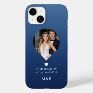 Foto Monogram Romantic Heart Coodinates Modern Case-Mate iPhone 14 Hülle
