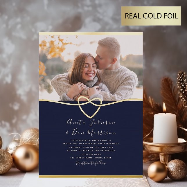 Foto Navy und Gold Rope Heart Wedding Folieneinladung (Von Creator hochgeladen)