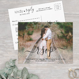 Foto Overlay Simple Elegant Script Wedding RSVP Einladungspostkarte