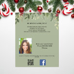Foto qr Code Schönheitsschminke Weihnachtsfeier We Flyer<br><div class="desc">Weihnachtsangebote und Marketing. Die Einrichtung besteht aus grünem Blattwerk und roten Beeren. Grüner Backboden. Personalisieren Sie Ihren Namen,  Ihre Adresse,  Ihren Text,  Ihr Foto,  Ihren eigenen QR-Code und fügen Sie ihn Ihrem Facebook-Konto hinzu.</div>