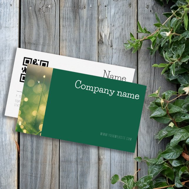 Foto QR Green Business Card für einfaches Rasenmäh Visitenkarte (Simple bokeh grass photo QR green Business Card.)