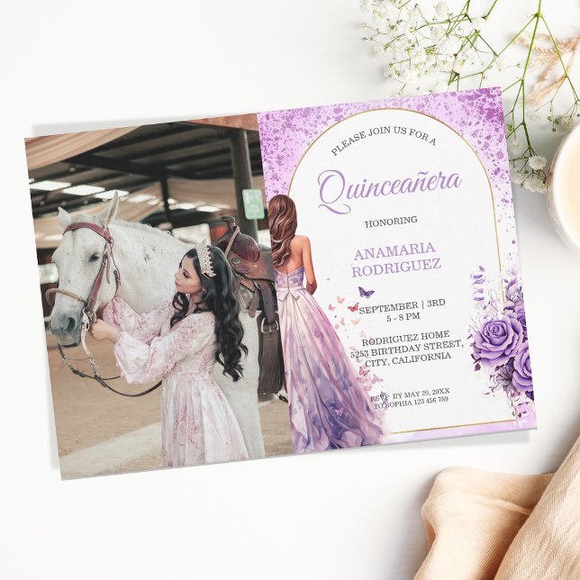 Foto Quinceañera Lila Kleid Flora Schmetterlinge Einladung (Von Creator hochgeladen)