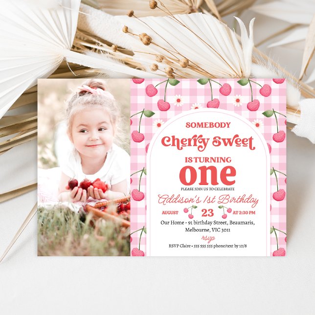 Foto Red Someone Cherry Sweet Birthday Einladung (Cherry Sweet 1st Birthday Invitation Template Photo Berry Themed Birthday Invitation with Photo, )