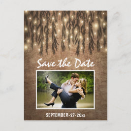 Foto Rustikaler Willow Tree Save the Date Postkart Ankündigungspostkarte