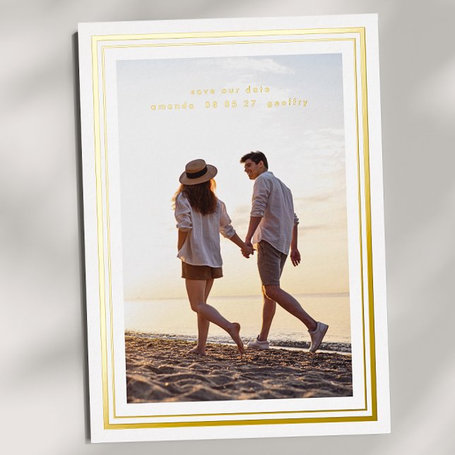 Foto Save the Date minimale elegante Rahmen Gold Folieneinladung (Von Creator hochgeladen)