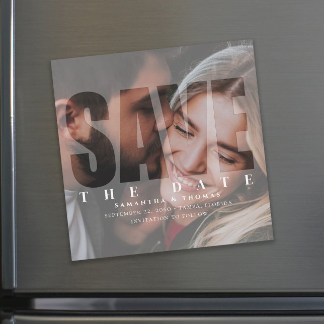 Foto Save the Date Moderne Typografie Magnetic Magnetkarte (Von Creator hochgeladen)