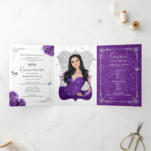 Foto Spanische Lila und Silber Quinceanera Dreifach Gefaltete Einladung