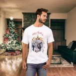 Foto T-Shirt<br><div class="desc">Weißes Shirt. Personalisieren und fügen Sie Ihr eigenes Foto. Ein goldener Weihnachtsbaum baumelte als Rahmen.</div>