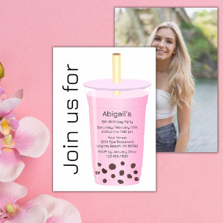 Foto Trendy Modern White Pink Boba Tea Geburtstag Einladung