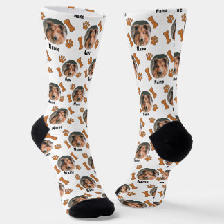 Foto und Name des Hundes, mit Knochen- und Paw-Dru Socken