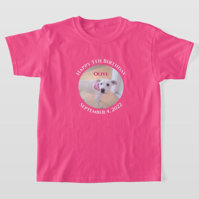 Foto von Adorable Puppy Dog mit scharf rosa Scarf T-Shirt (Ablage )