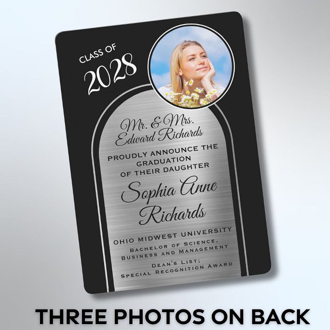 Foto von Eltern Ankündigung von Black Abschluss (Von Creator hochgeladen)