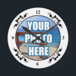 Foto von Personalized Fancy Frame Runde Wanduhr<br><div class="desc">Foto von Personalized Fancy framed wall clock from Ricaso</div>