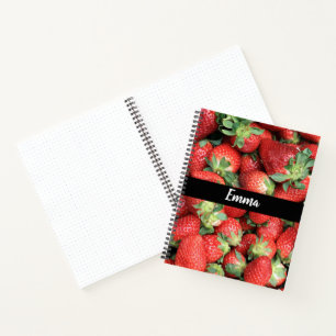 Foto von roten saftigen Erdbeeren Notizbuch
