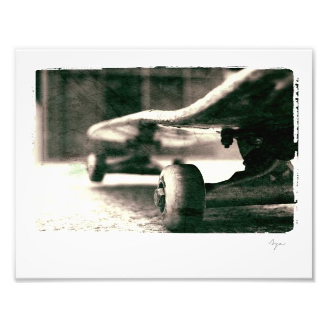 Foto von Schwarzweiß-Skateboard (Vorne)