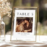 Foto Wedding Reception Tischnummer<br><div class="desc">Fügen Sie Ihrem Empfang eine persönliche Touch mit unseren Foto Wedding Reception Tischnummer Karten. Diese eleganten Karten zeigen Ihr Lieblings-Verlobung-Foto neben einer sauberen, modernen Typografie und machen jeden Tisch einzigartig und unvergesslich. Diese Tischnummern sind perfekt für einen minimalistischen und dennoch bedeutungsvollen Stil geeignet und vereinen Einfachheit mit einem ganz besonderen,...</div>