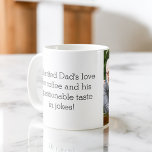 Foto wie Vater wie Tochter oder Sohn Kaffeetasse<br><div class="desc">Feiern Sie die besondere Bindung zwischen Vater und Kind mit unserer herzerwärmenden Tasse "Wie Vater wie Tochter oder Sohn". Dieser personalisierte Schlamm erfasst das Wesen der einzigartigen Verbindung, die ein Vater mit seinem Kind verbindet, und macht ihn zum perfekten Geschenk für den Vatertag, Geburtstage oder jeden Anlass. Diese liebevoll gestaltete...</div>
