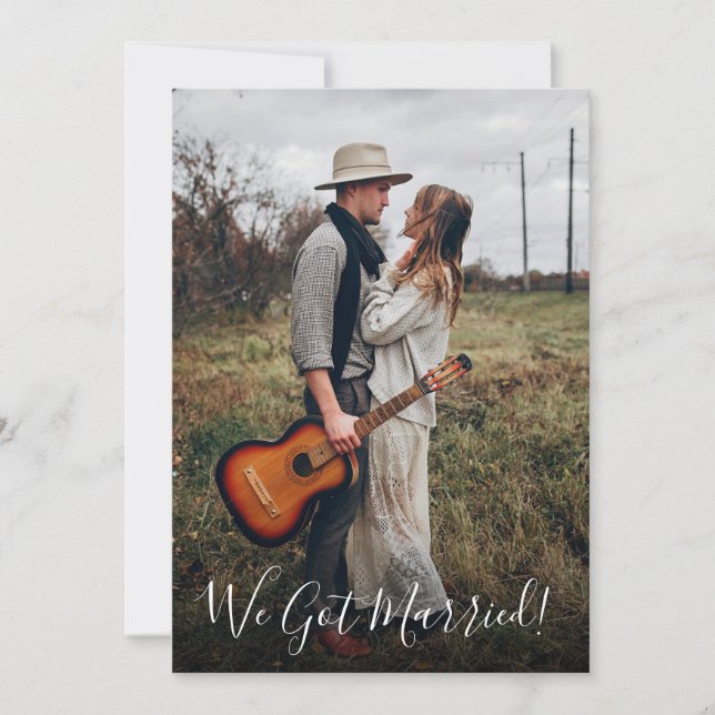 Foto Wir Got Verheiratet Guitar Country Hochzeit Einladung (Vorderseite)