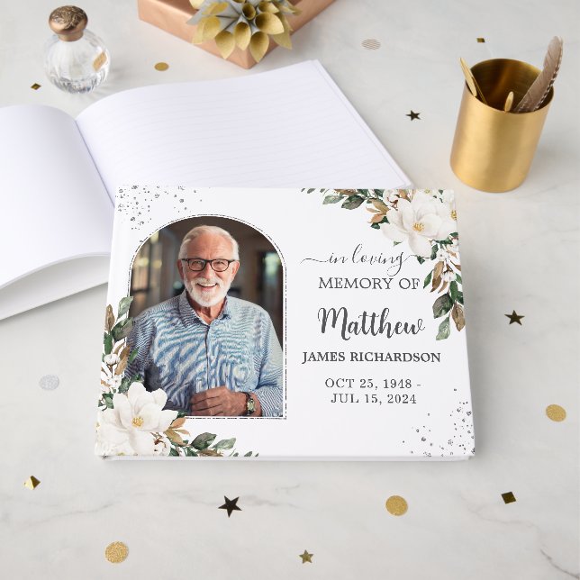 Foto zur Beerdigung des Blumengefalls der Weißen M Gästebuch (Vorderseite Offen)