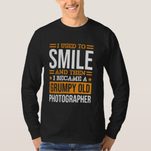 Fotograf, den ich zum Fotografieren verwendet habe T-Shirt