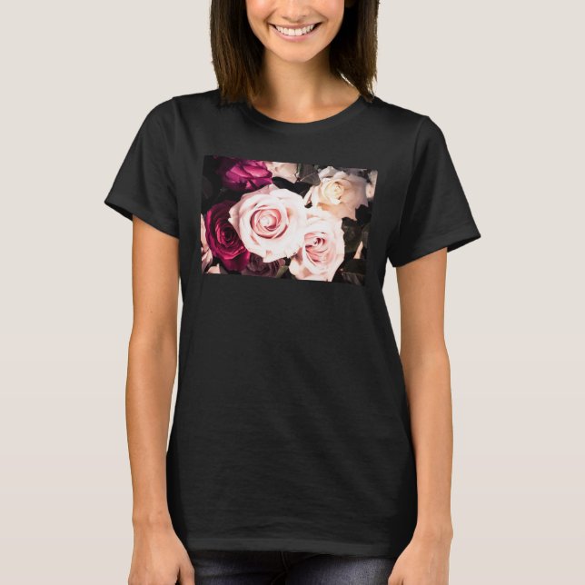 Fotografie der rosa Rosenblüte T-Shirt (Vorderseite)