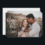 Fotografisches geometrisches Hochzeitsfest-Foto Save The Date<br><div class="desc">Fotografisch floralen geometrischen Hochzeitsfest Foto Save the Date. In Purpur,  Rosa,  Braun und Grün. Moderne nehmen rustikale Hochzeit mit Schrift-Handschrift.</div>