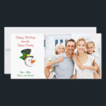 Fotokarte der Snowman-Familie Feiertagskarte<br><div class="desc">Diese personalisierte Weihnachts-Weihnachtsfotokarte mit einem lustigen Schneemann mit Karottennase und die kann mit Ihrem eigenen digitalen Foto und Ihrer Botschaft angepasst werden.</div>