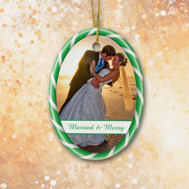 Fotoplatte mit weißer Candy Cane Keramik Ornament (Von Creator hochgeladen)