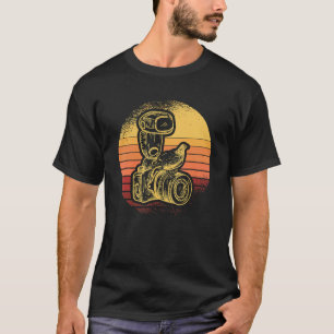 Fotos der Retro-Sonnenuntergangsblende des Bird-Ka T-Shirt