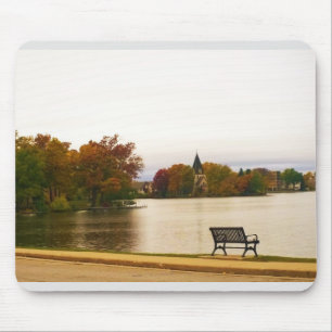 Fowler Lake im Herbst, WI Mousepad