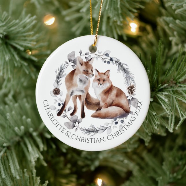 Fox Couple Winter Kranz Weihnachten Personalisiert Keramik Ornament (Baum)