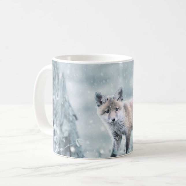 Fox Cub im Schnee Kaffeetasse (Vorderseite Links)