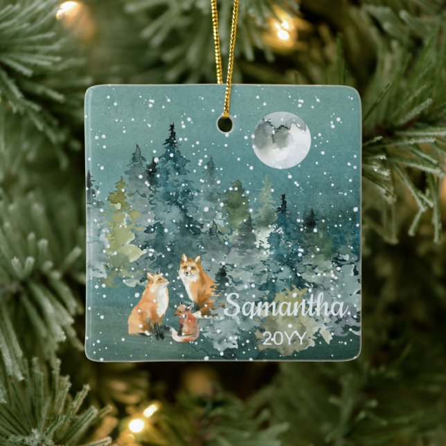 Fox Familie in Forest Full Moon Snowfall Wasserfar Keramikornament (Baum)