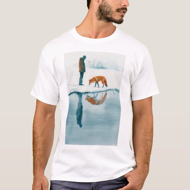 Fox Walking neben Snow River Reflection T - Shirt (Vorderseite)