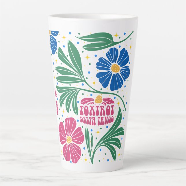 Foxtrot Delta Tango Blume Boho Milchtasse (Vorderseite)
