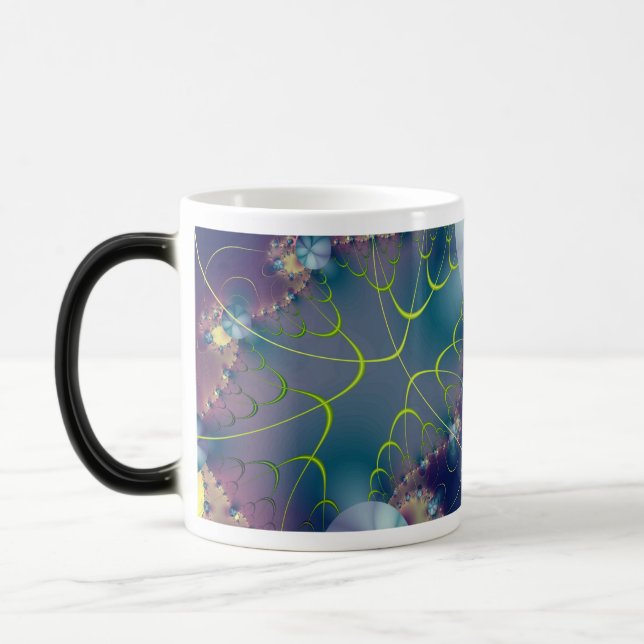 Fraktal 796 - Verwandelnde Tasse (Links)