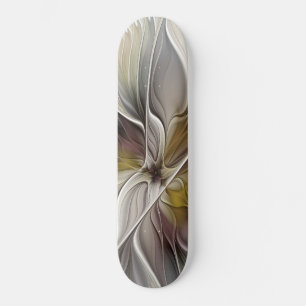 Fraktal, Fantasy-Blume mit Erdfarben Skateboard