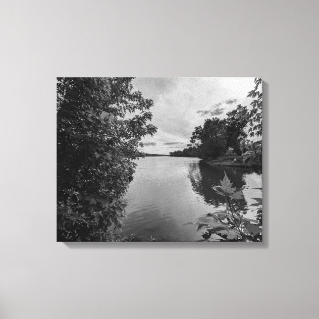 Framed in Stillness Leinwanddruck (Vorderseite)