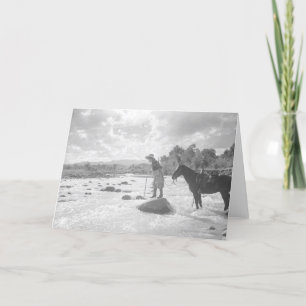 Frances Phelps Belden fly fishing in the river Karte