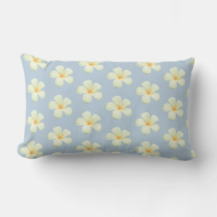 Frangipani Plumeria Blume auf Wondrous Blue Lendenkissen