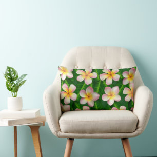 Frangipani Plumeria Blume zu grünen Blätter Lendenkissen