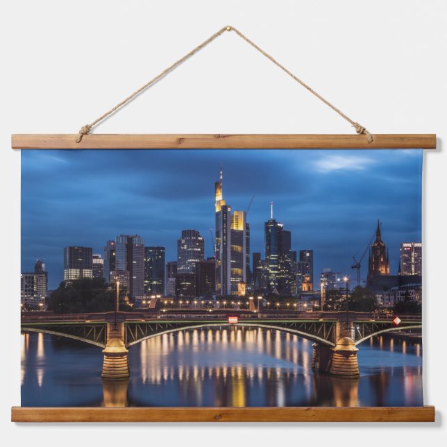 Frankfurt am Main Deutschland Wandteppich Mit Holzrahmen (Vorne)