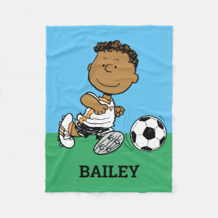 Franklin Playing Soccer Fleecedecke